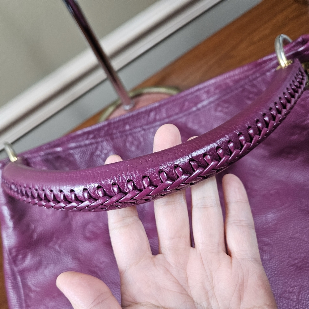 Authentic Louis Vuitton Empreinte Artsy Mm Burgundy Infini Monogram Leat… - Picture 8 of 13